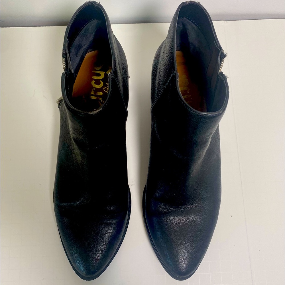Sam Edelman Circus  Booties, black, leather, 7.5 size